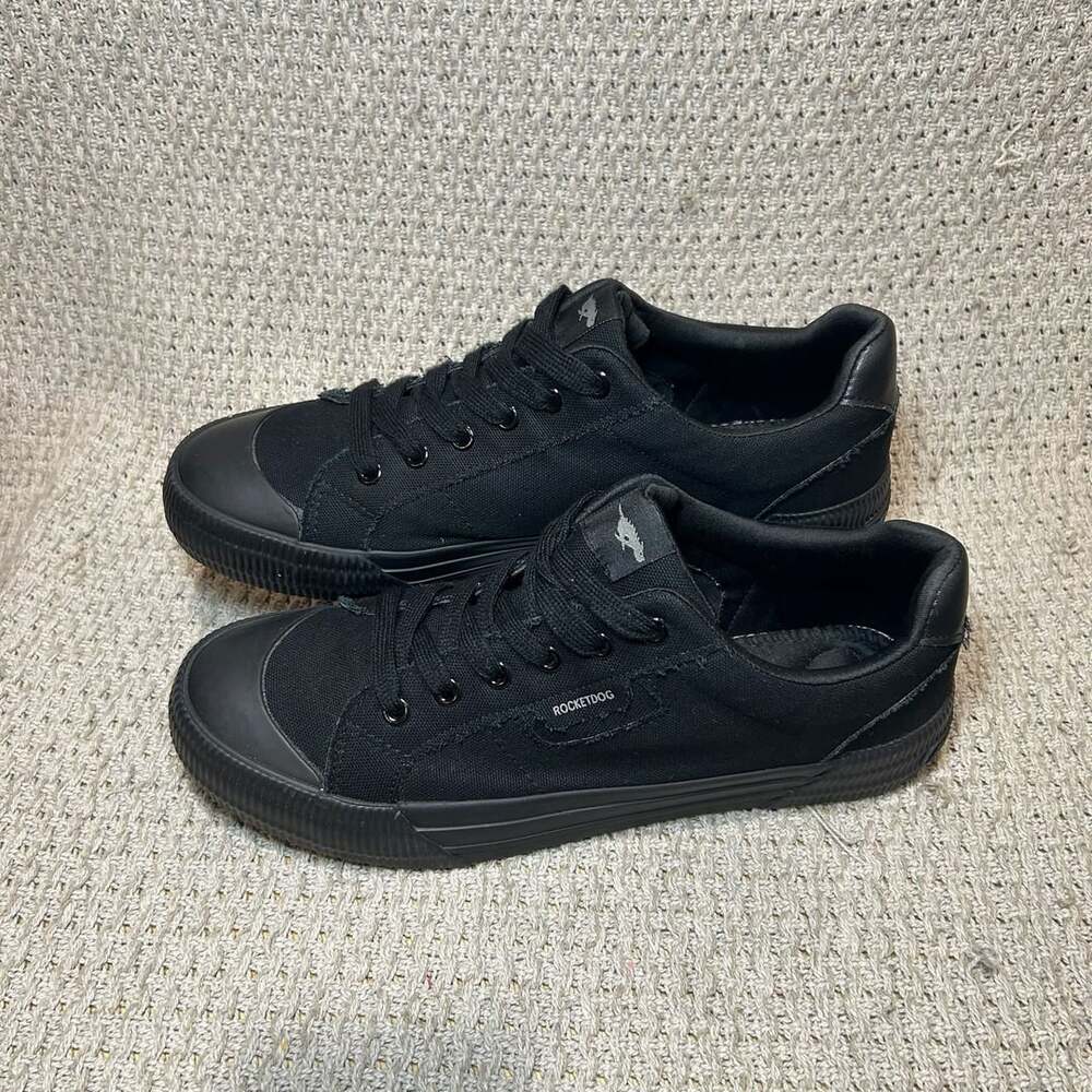 Rocket Dog Cheery Women’s Black Sneaker Size 11